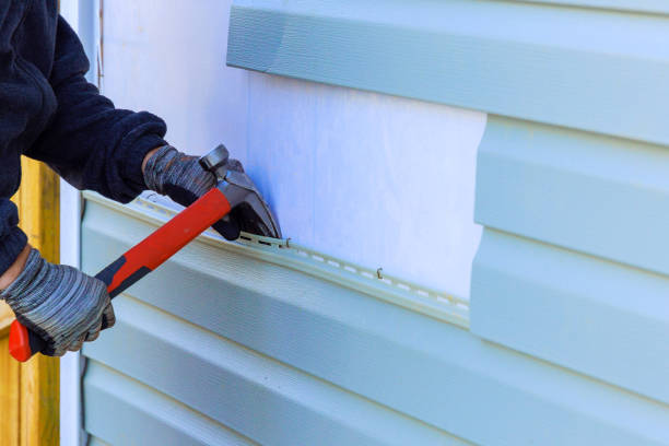 Reliable Siding Inspection contractor in Westport, IN by Squared Siding